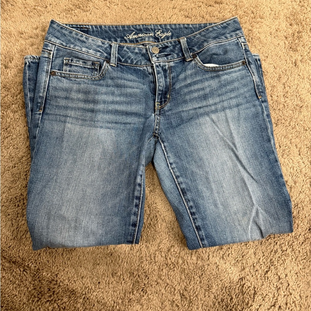 American Eagle Outfitters Artist